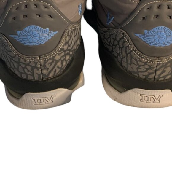 Jordan 2.5 TEAM GS BRED BASKETBALL SHOES Size Boy’s 7Y/Women's 8.5 Gray and Bl… - Picture 7 of 10